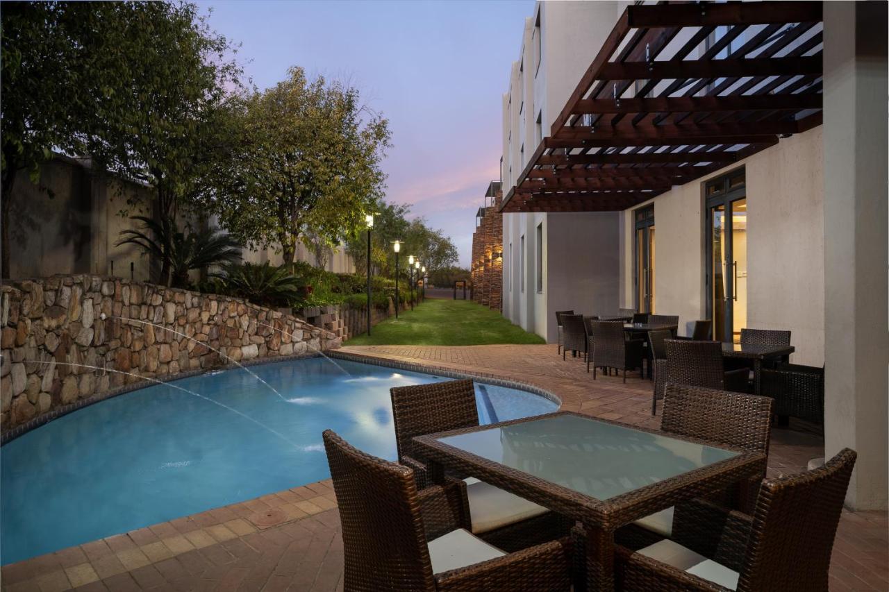 Premier Hotel Midrand Eksteriør bilde